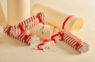 Ma Mere Luxury Red & Cream Festive Cracker