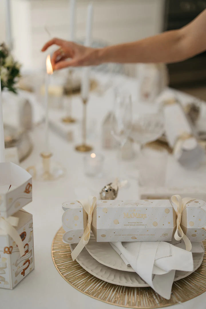 Ma Mere Luxury White & Cream Festive Cracker
